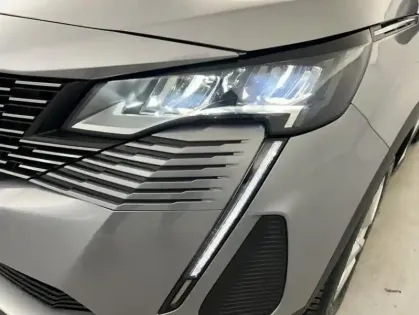 Photo 23 Peugeot 3008 1.2 PureTech 130ch Style EAT8 + Ecran 10