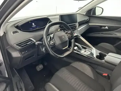 Photo 13 Peugeot 3008 1.2 PureTech 130ch Style EAT8 + Ecran 10