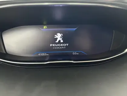 Photo 16 Peugeot 3008 1.2 PureTech 130ch Style EAT8 + Ecran 10