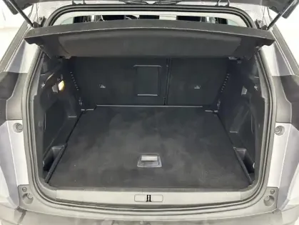 Photo 8 Peugeot 3008 1.2 PureTech 130ch Style EAT8 + Ecran 10