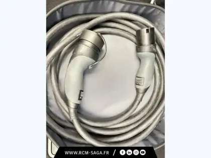 Photo 32 Mercedes EQE Berline 300 AMG Line