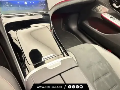 Photo 17 Mercedes EQE Berline 300 AMG Line