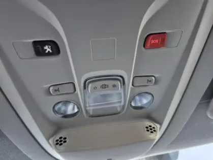 Photo 33 Peugeot Partner III PURETECH 110 S&S STANDARD 1000KG PREMIUM