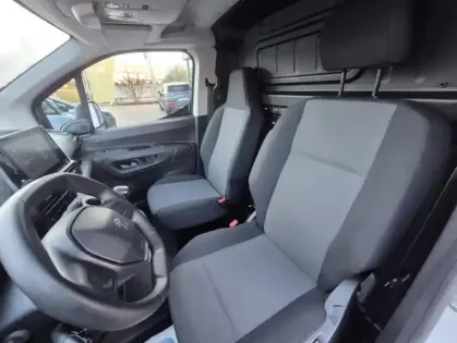 Photo 7 Peugeot Partner III PURETECH 110 S&S STANDARD 1000KG PREMIUM