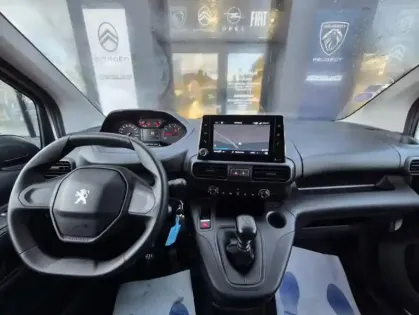 Photo 8 Peugeot Partner III PURETECH 110 S&S STANDARD 1000KG PREMIUM