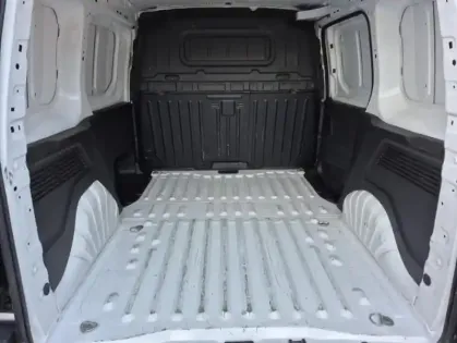 Photo 21 Peugeot Partner III PURETECH 110 S&S STANDARD 1000KG PREMIUM