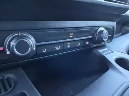 Photo 18 Peugeot Partner III PURETECH 110 S&S STANDARD 1000KG PREMIUM