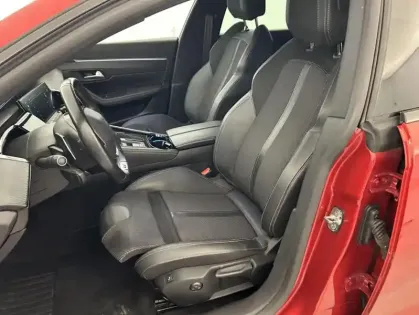 Photo 11 Peugeot 508 HYBRID 225ch GT e-EAT8