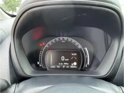 Photo 15 Toyota Aygo 1.0 VVT-i 72 Dynamic CVT