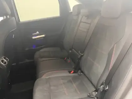 Photo 11 Mercedes Classe B 180 AMG Line