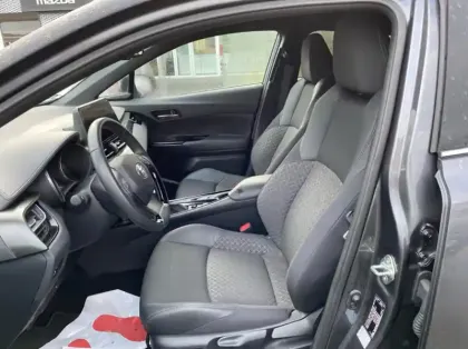 Photo 9 Toyota C-HR 2.0 Hybride 184ch Design Ultimate E-CVT