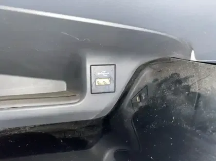 Photo 17 Toyota C-HR 2.0 Hybride 184ch Design Ultimate E-CVT