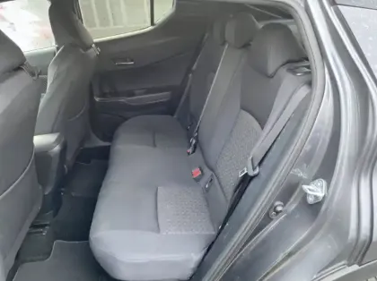 Photo 8 Toyota C-HR 2.0 Hybride 184ch Design Ultimate E-CVT