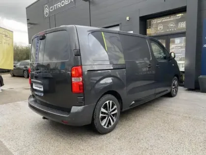 Photo 26 Peugeot Expert III M Diesel 180 ch Automatique Tech Edition