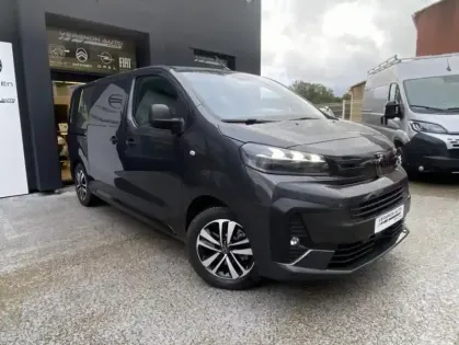 Photo 25 Peugeot Expert III M Diesel 180 ch Automatique Tech Edition