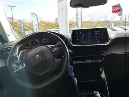 Photo 29 Peugeot 2008  1.2 PureTech 130ch S&S Style EAT8