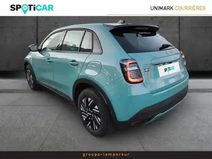 Photo 6 Fiat 600  1.2 Hybrid 100ch La Prima DCT6