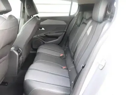 Photo 9 Peugeot 308  1.2 Hybrid 145ch Allure e-DCS6