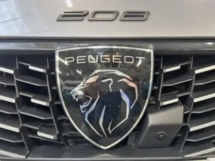 Photo 12 Peugeot 208  1.2 PureTech 100ch S&S Allure