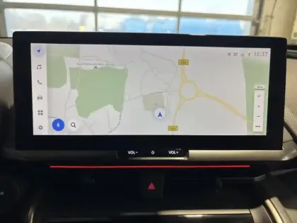 Photo 8 Toyota C-HR  2.0 Hybride 200ch Collection NG23