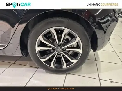 Photo 12 Renault Clio  1.6 E-Tech 145ch full hybrid Techno - 24