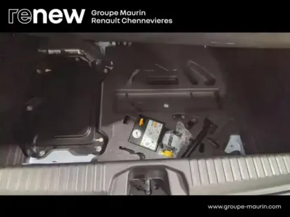 Photo 12 Renault Clio  1.6 E-Tech hybride 145ch Equilibre