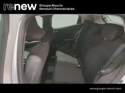 Photo 10 Renault Clio  1.6 E-Tech hybride 145ch Equilibre