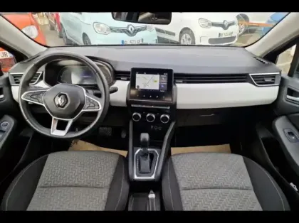 Photo 8 Renault Clio  1.6 E-Tech hybride 145ch Evolution