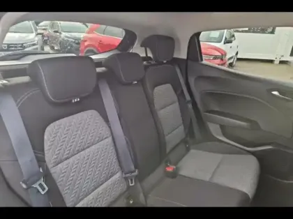 Photo 10 Renault Clio  1.6 E-Tech hybride 145ch Evolution