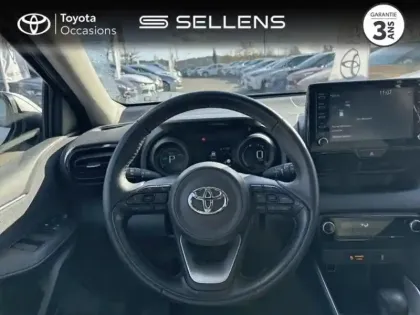 Photo 12 Toyota Yaris  116h Design 5p MC24