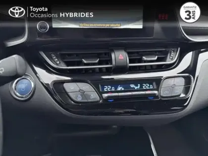 Photo 12 Toyota C-HR  1.8 Hybride 122ch Design E-CVT