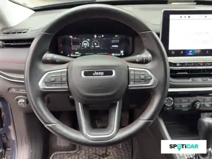 Photo 27 Jeep Compass  1.3 Turbo T4 240ch PHEV 4xe Trailhawk AT6 eAWD