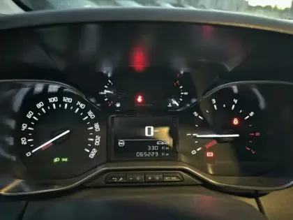 Photo 12 Citroën C3 Aircross  PureTech 110ch S&S Shine