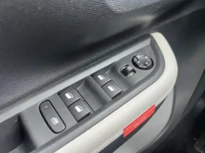 Photo 12 Citroën C3  1.2 Turbo 100ch MAX