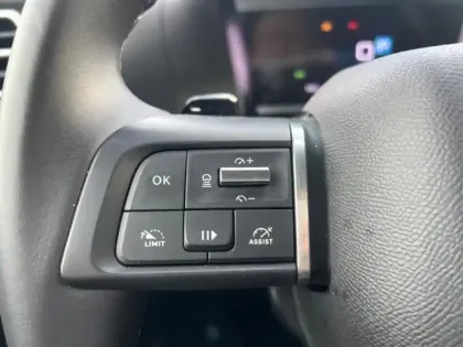 Photo 14 Citroën C4  1.2 Hybride 136ch S&S MAX Automatique