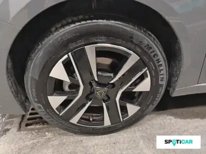 Photo 11 Peugeot 208  1.2 Hybrid 100ch Allure e-DCS6