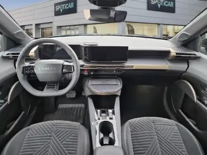 Photo 8 Lancia Ypsilon  1.2 Ibrida 100ch LX eDCT6