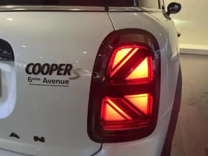 Photo 6 Mini Countryman  Cooper SE 125ch + 95ch Edition Premium ALL4 BVA6