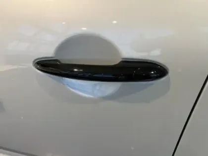 Photo 8 Mini Countryman  Cooper SE 125ch + 95ch Edition Premium ALL4 BVA6