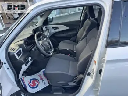 Photo 8 Suzuki Swift  1.2 Hybrid 83ch Privilège