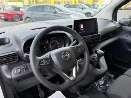 Photo 9 Opel Combo Cargo  XL 950Kg BlueHDi 100ch S&S