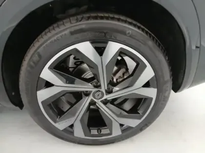 Photo 11 Renault Austral  1.2 E-Tech full hybrid 200ch Iconic esprit Alpine- 24