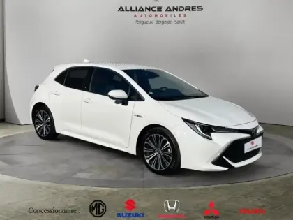 Photo 6 Toyota Corolla  122h Design