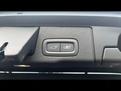 Photo 7 Volvo Xc60  T6 Hybride Rechargeable 350ch Ultra Style Chrome Geartronic 8 AWD