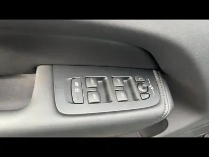 Photo 10 Volvo Xc60  T6 Hybride Rechargeable 350ch Ultra Style Chrome Geartronic 8 AWD