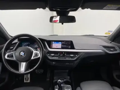 Photo 10 BMW Serie 1 Série 1 120dA xDrive 190ch M Sport