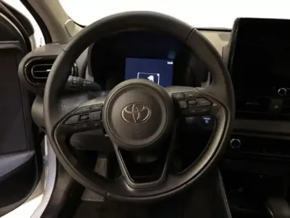 Photo 11 Toyota Yaris  116h Design 5p MY25