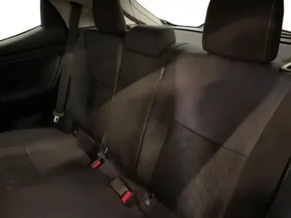 Photo 13 Toyota Yaris  116h Design 5p MY25