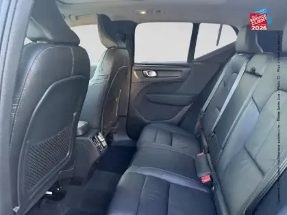 Photo 10 Volvo Xc40  B3 163ch Ultimate DCT 7 TOuvrant Siege chauf Volant chauf Camera