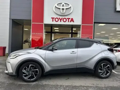 Photo 11 Toyota C-HR  1.8 Hybride 122ch Design Ultimate E-CVT